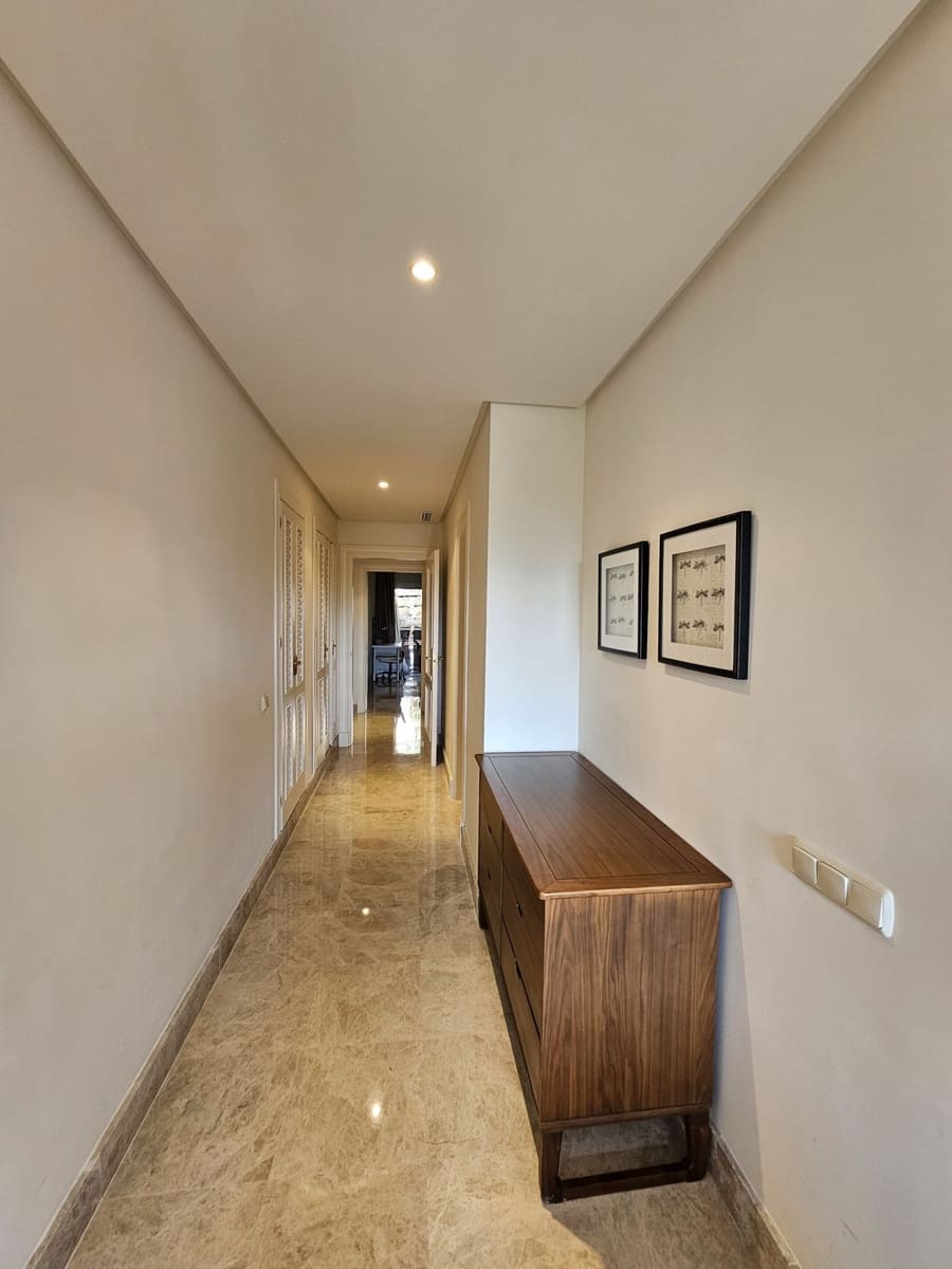 2 sypialnia Apartament na sprzedaż w Nueva Andalucia - 565 000 € (Ref: 9952116)