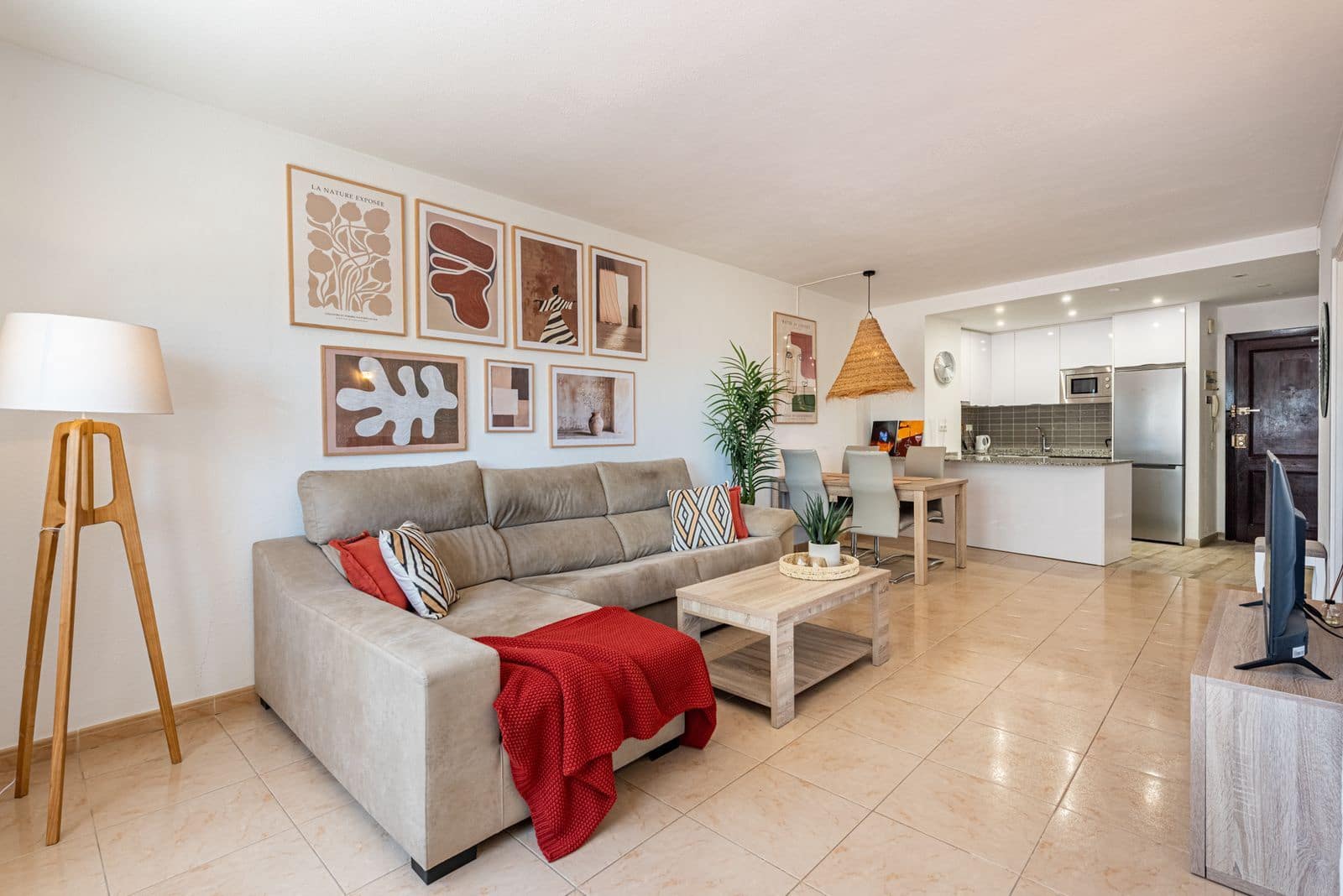 1 slaapkamer Appartement te koop in Estepona - € 329.000 (Ref: 9952121)