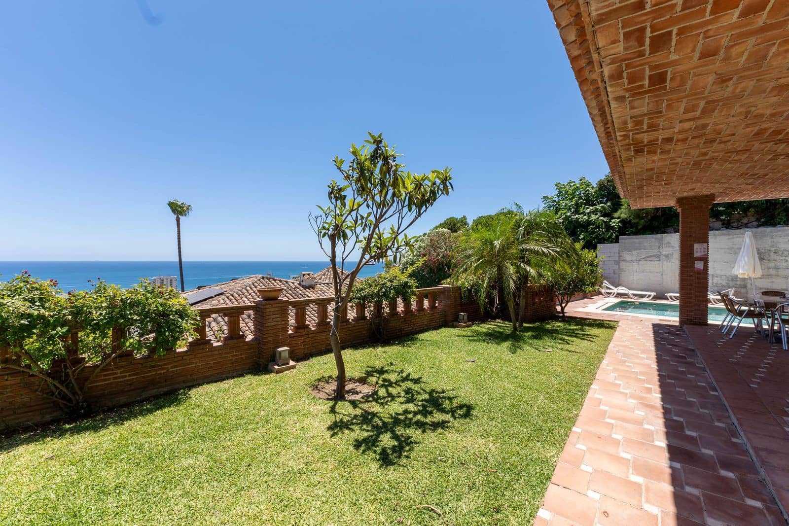 6 Zimmer Villa zu verkaufen in Riviera del Sol - 1.795.000 € (Ref: 9952125)