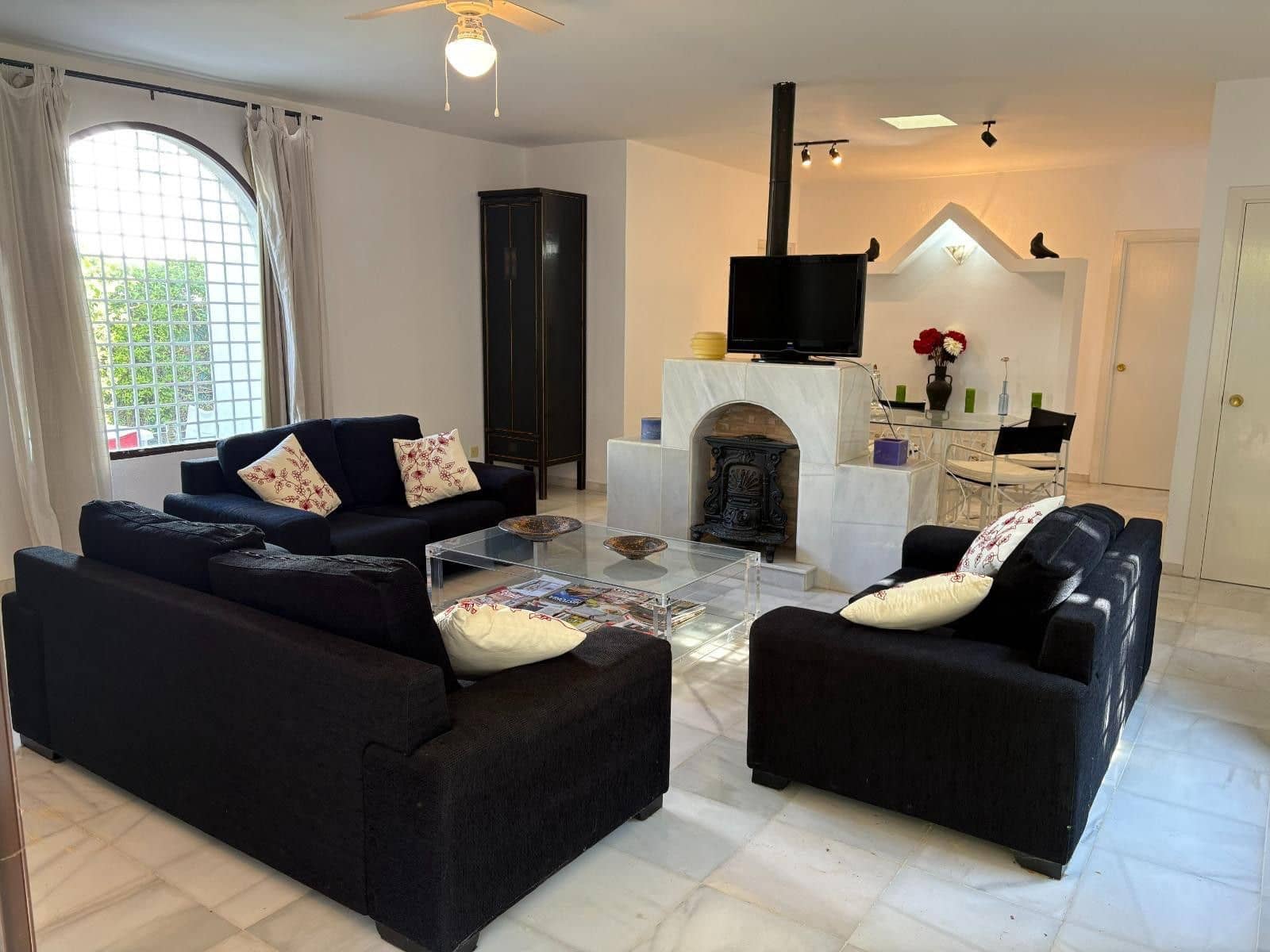 Chalet de 4 habitaciones en Artola en venta - 1.150.000 € (Ref: 9952129)