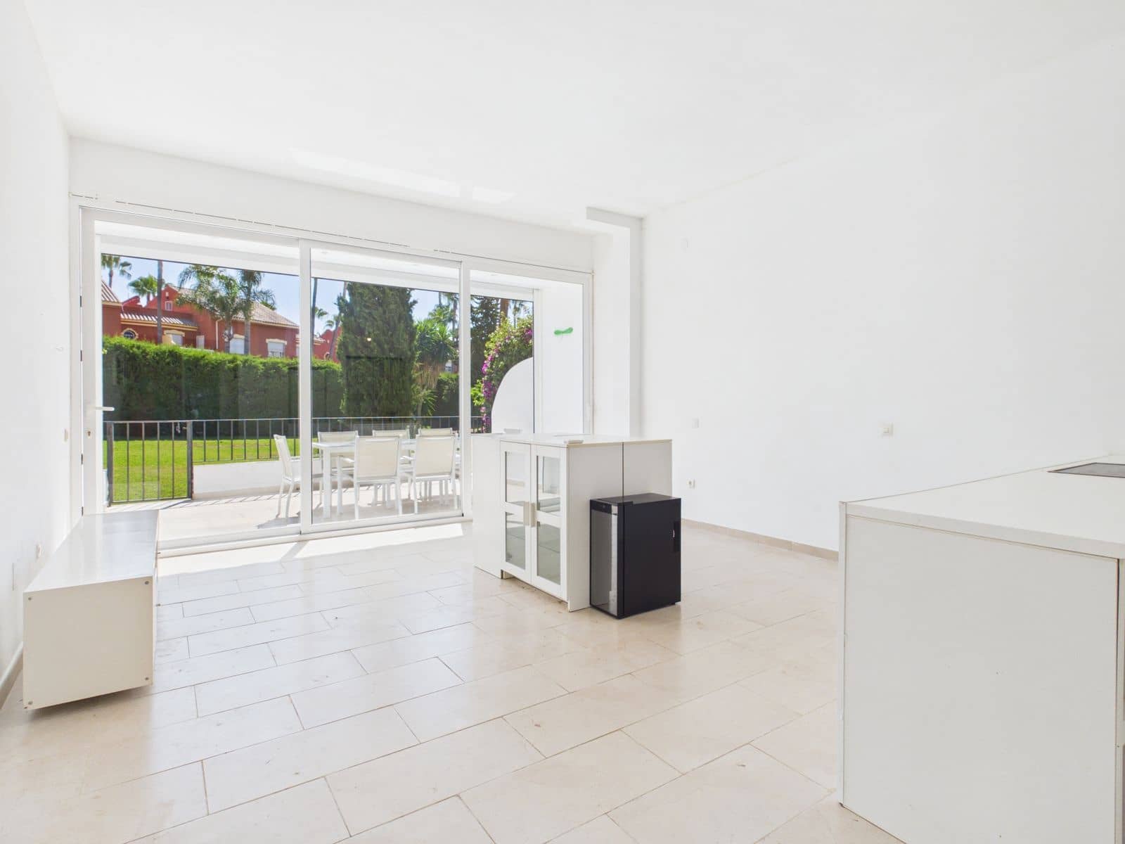 1 makuuhuone Huoneisto myytävänä paikassa Estepona - 295 000 € (Ref: 9952130)
