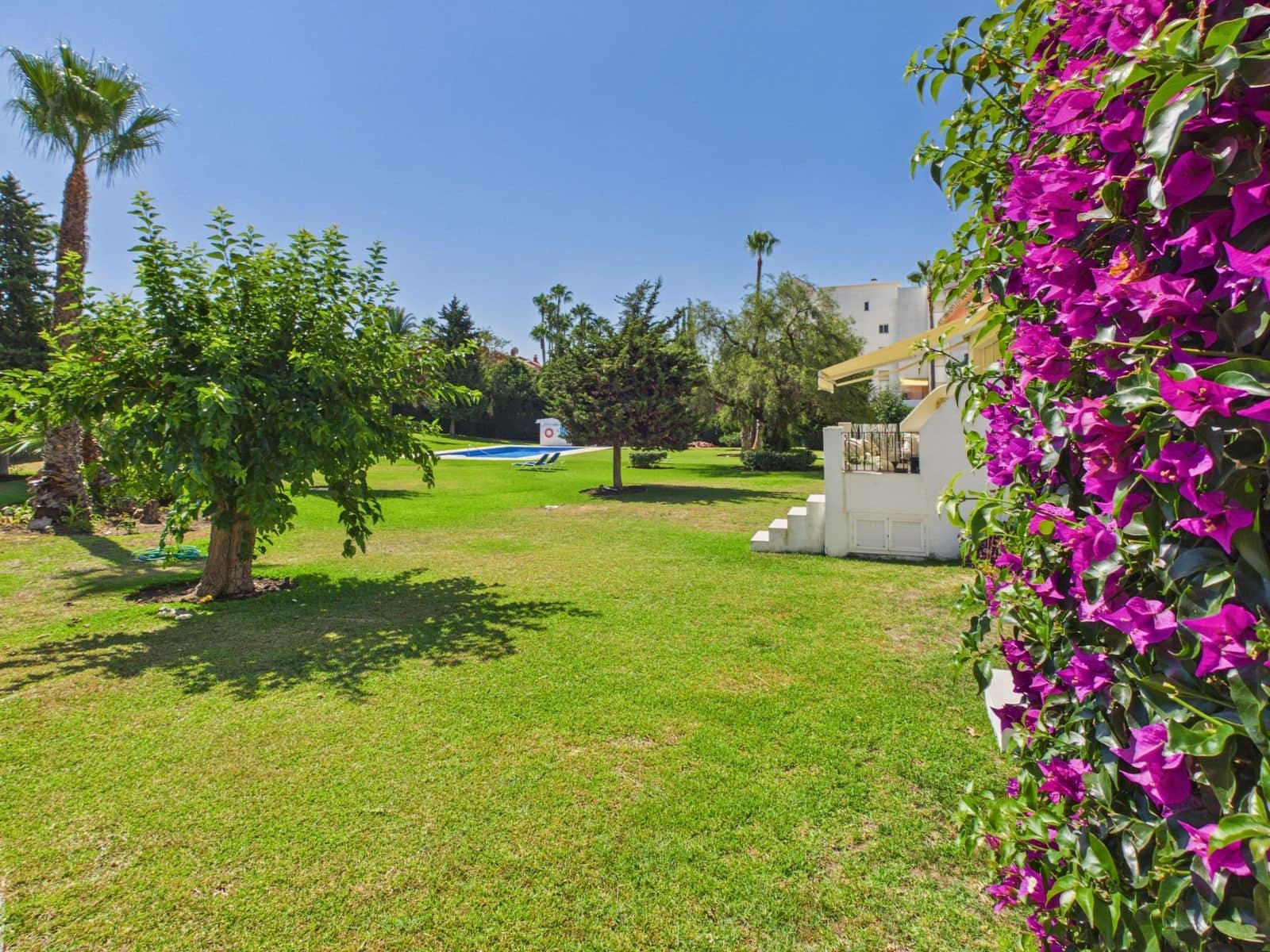 1 makuuhuone Huoneisto myytävänä paikassa Estepona - 295 000 € (Ref: 9952130)