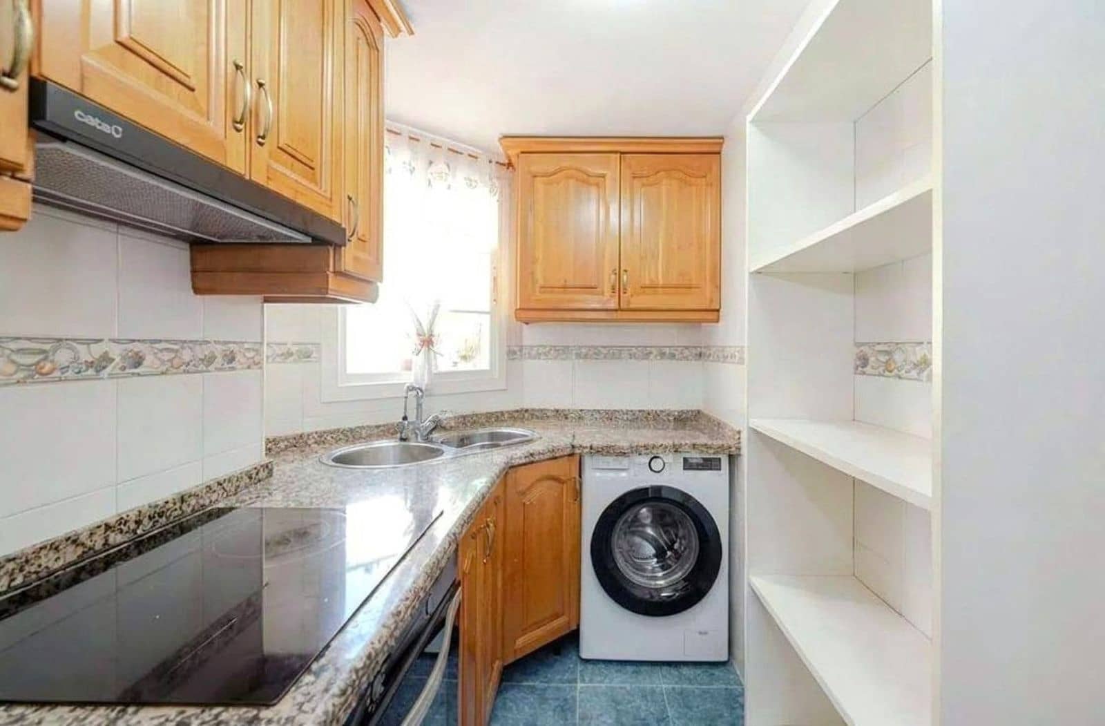 3 chambre Penthouse à vendre à Estepona - 398 000 € (Ref: 9952134)