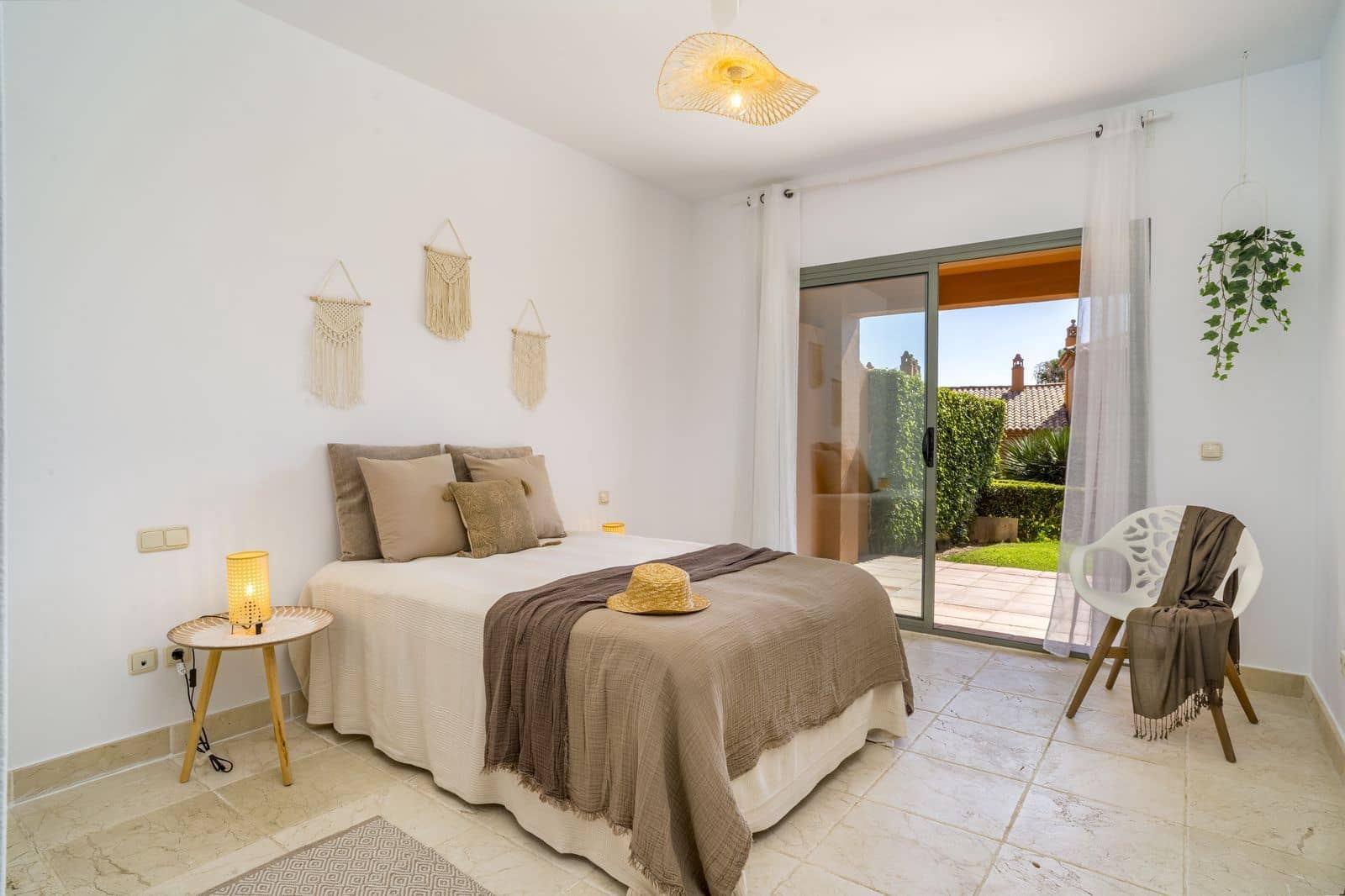 2 soverom Leilighet til salgs i Atalaya-Isdabe - € 430 000 (Ref: 9952136)