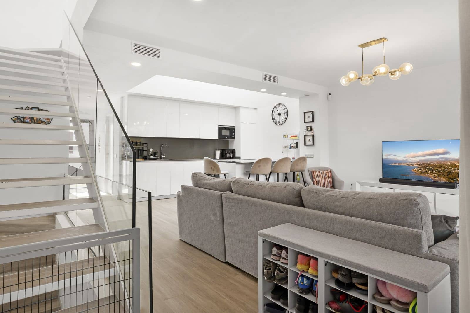 4 bedroom Semi-detached Villa for sale in Cancelada - € 645,000 (Ref: 9952138)