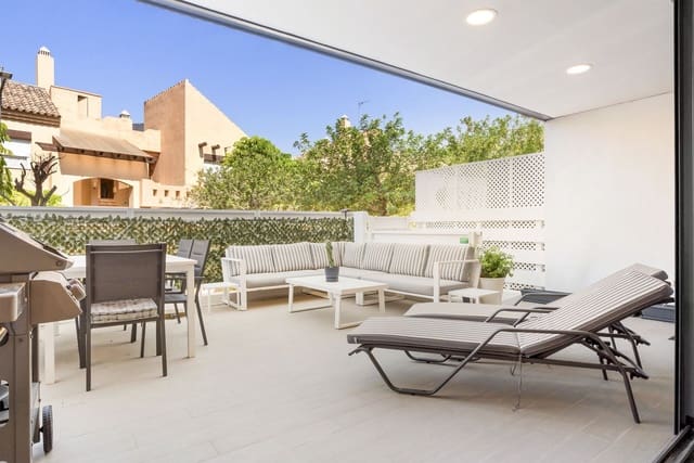 4 bedroom Semi-detached Villa for sale in Cancelada, Estepona - € 645,000 (Ref: 9952138)