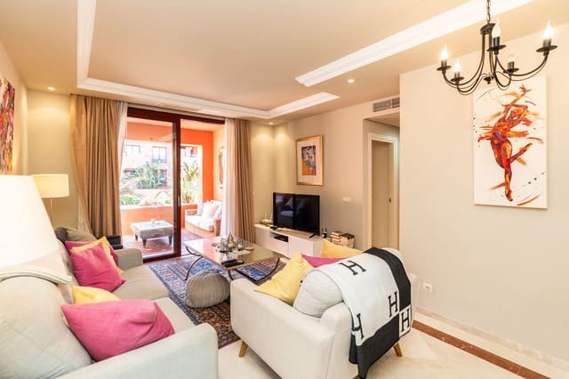 3 quarto Apartamento para venda em Elviria, Marbella - 625 000 € (Ref: 9952140)