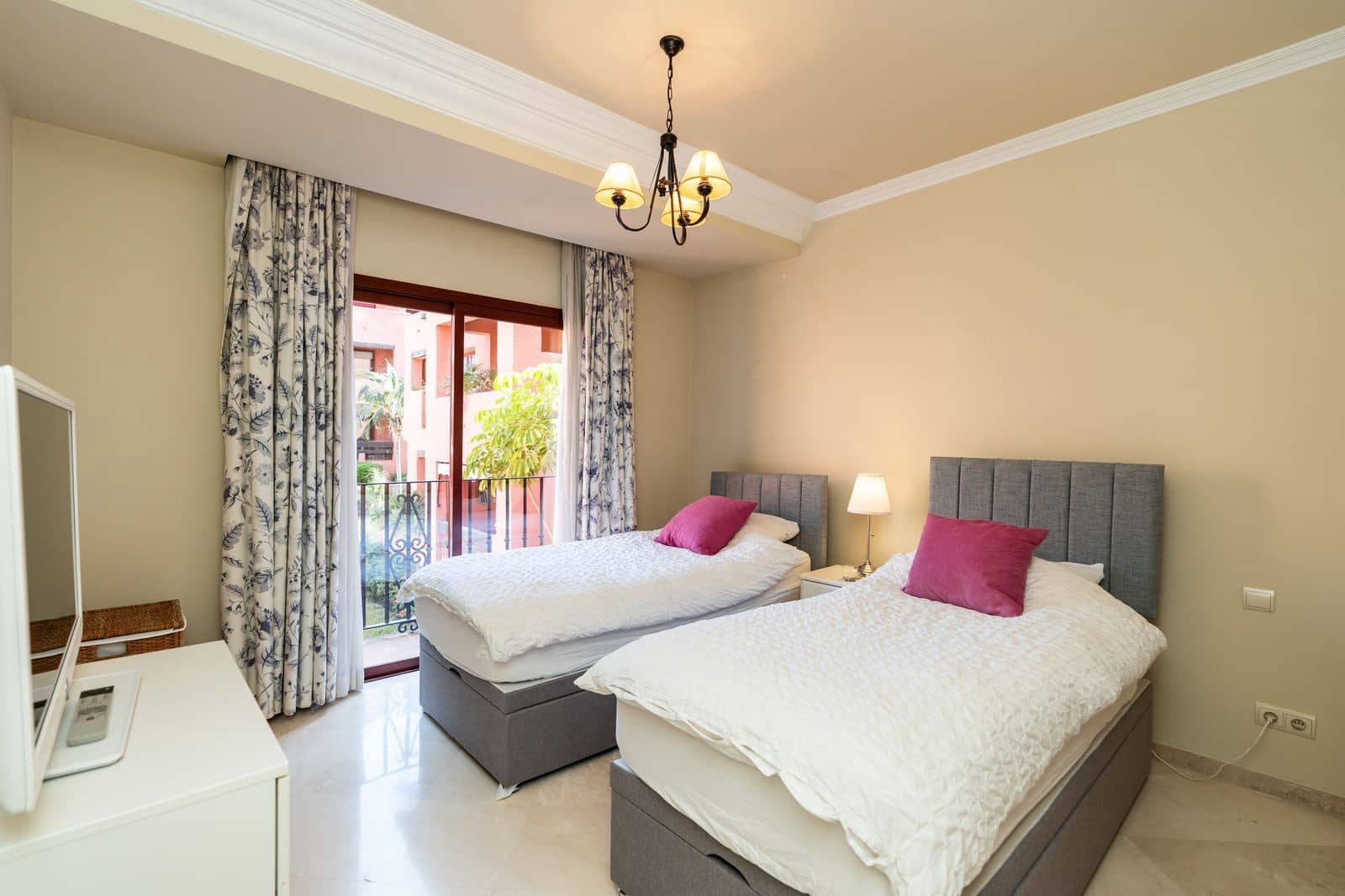 3 quarto Apartamento para venda em Elviria - 625 000 € (Ref: 9952140)