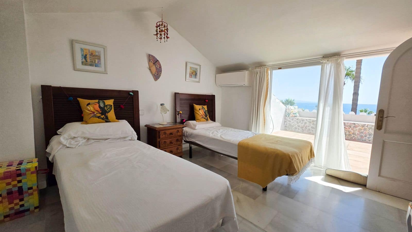 3 makuuhuone Omakotitalo myytävänä paikassa La Duquesa / Puerto de la Duquesa - 515 000 € (Ref: 9952148)
