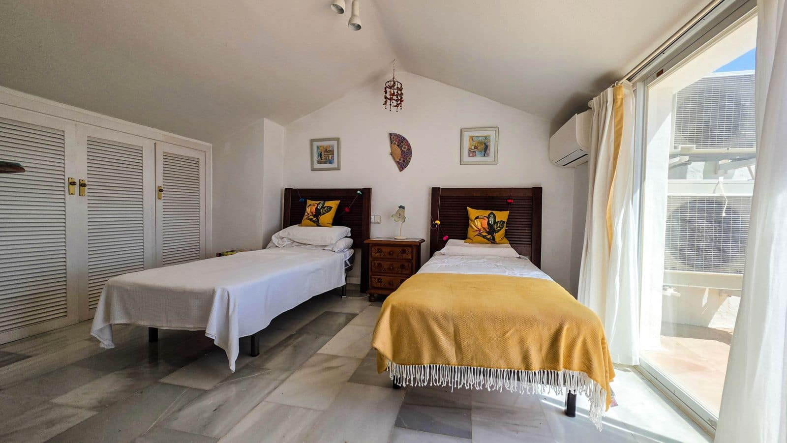 3 makuuhuone Omakotitalo myytävänä paikassa La Duquesa / Puerto de la Duquesa - 515 000 € (Ref: 9952148)