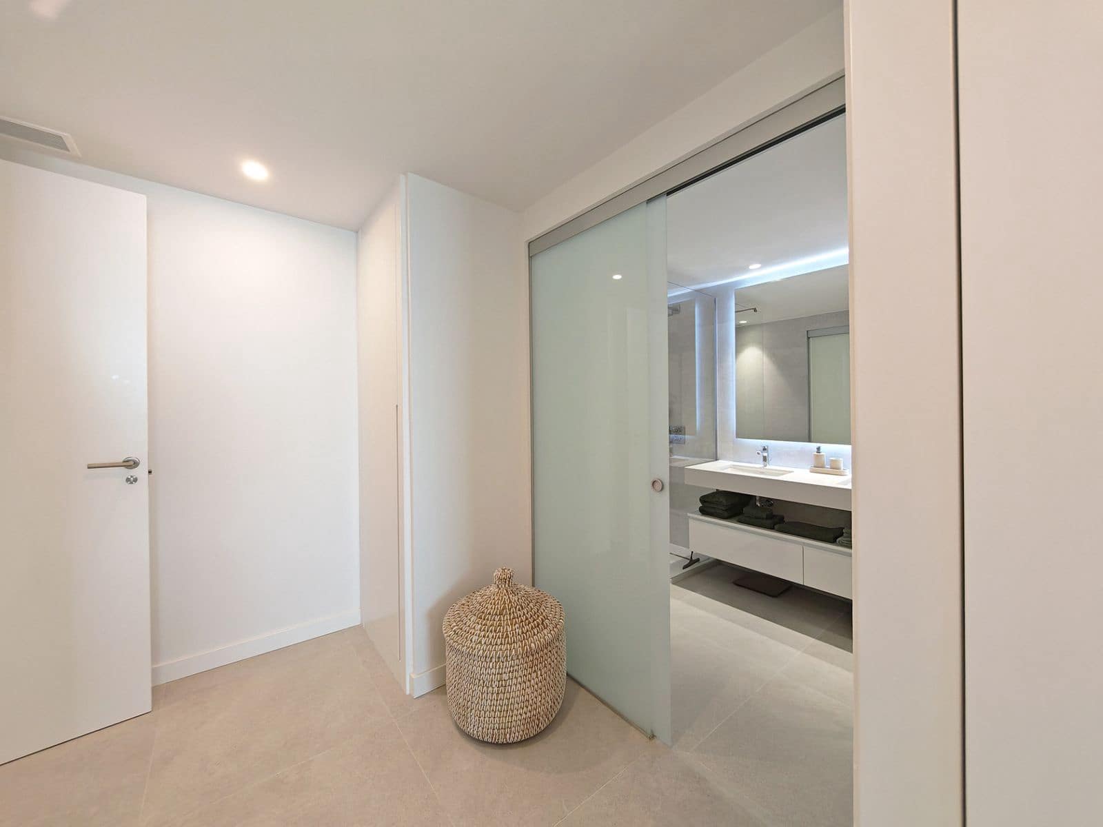 3 chambre Appartement à vendre à New Golden Mile - 1 080 000 € (Ref: 9952152)