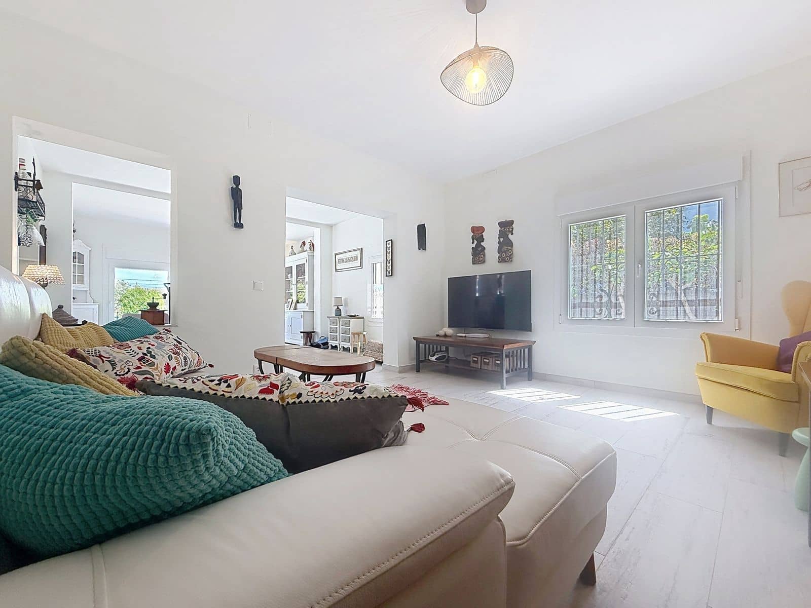 3 slaapkamer Villa te koop in Manilva - € 665.000 (Ref: 9952153)