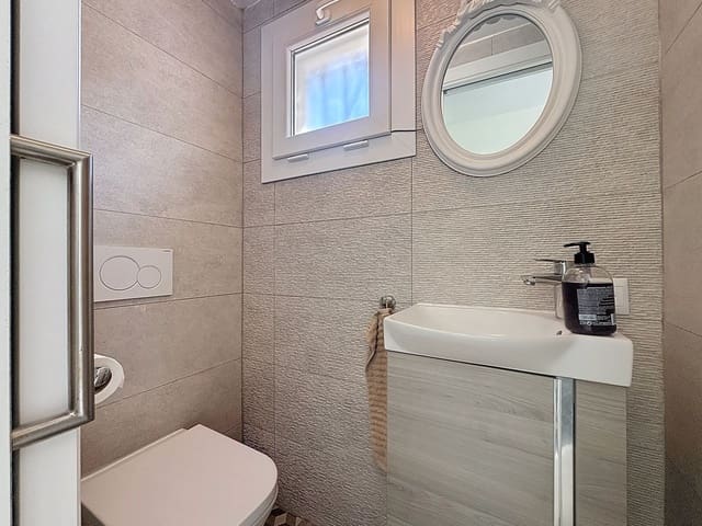 3 slaapkamer Villa te koop in Manilva - € 665.000 (Ref: 9952153)
