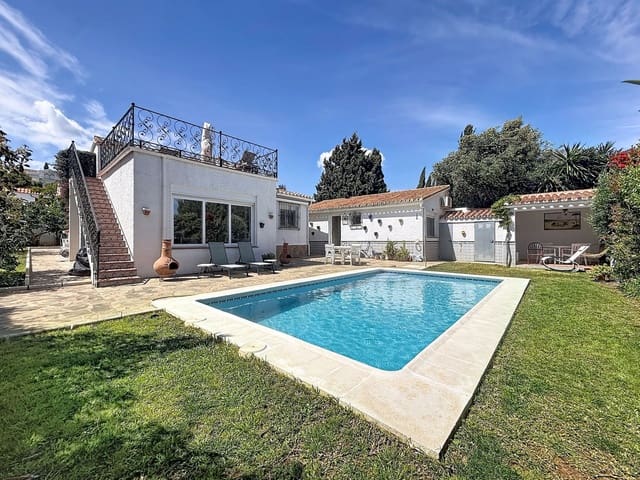 3 slaapkamer Villa te koop in Manilva - € 665.000 (Ref: 9952153)