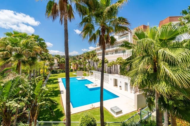Apartamento de 2 habitaciones en Los Arqueros, Benahavís en venta - 549.000 € (Ref: 9952161)