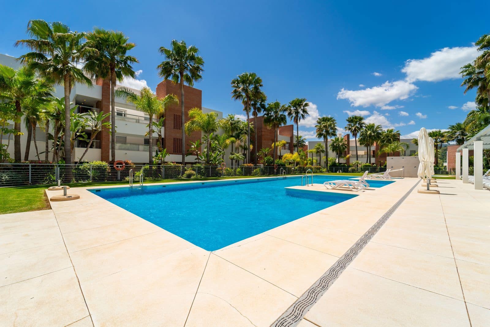 Apartamento de 2 habitaciones en Los Arqueros en venta - 549.000 € (Ref: 9952161)