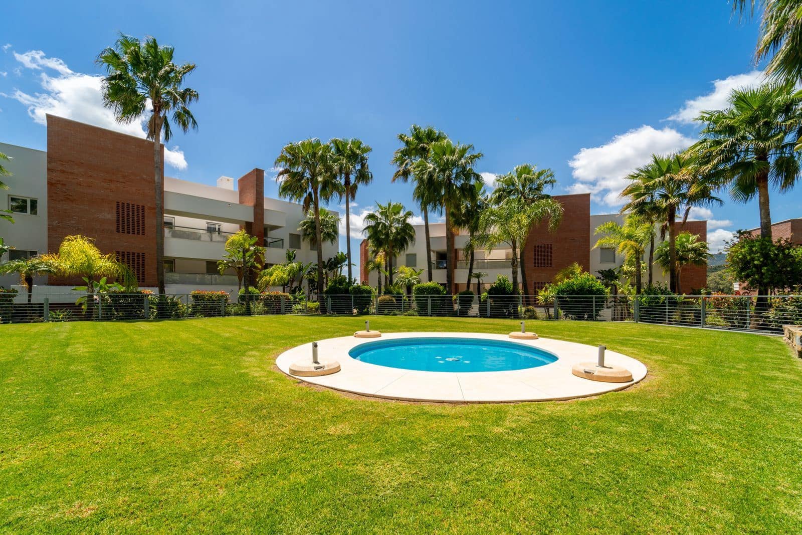Apartamento de 2 habitaciones en Los Arqueros en venta - 549.000 € (Ref: 9952161)