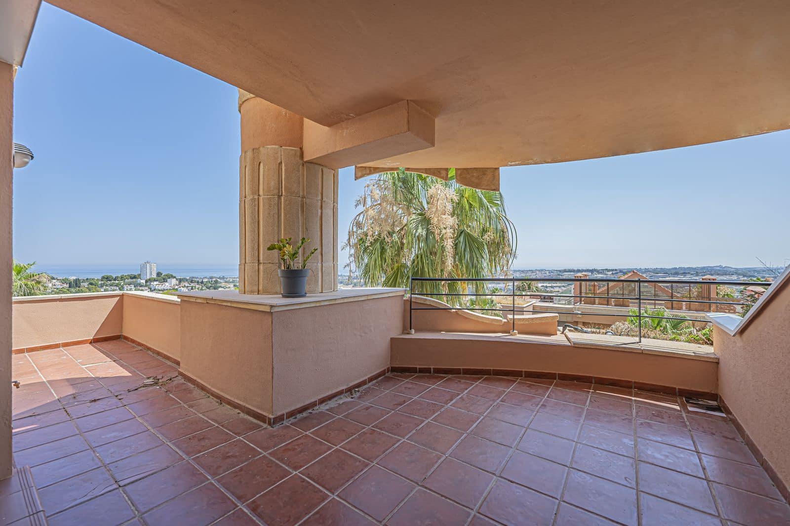 2 sypialnia Apartament na sprzedaż w Nueva Andalucia - 675 000 € (Ref: 9952163)