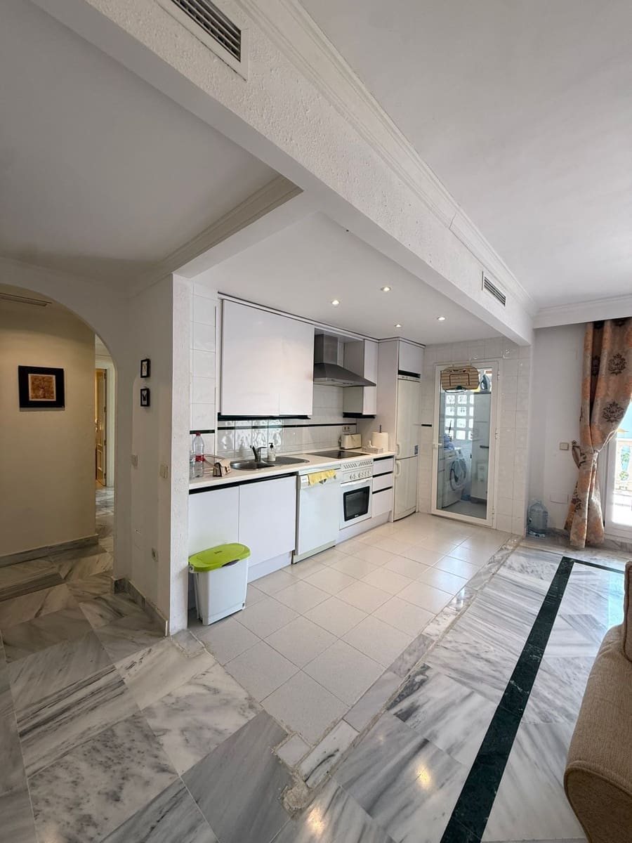 2 camera da letto Appartamento in vendita in Nueva Andalucia - 370.000 € (Rif: 9952176)