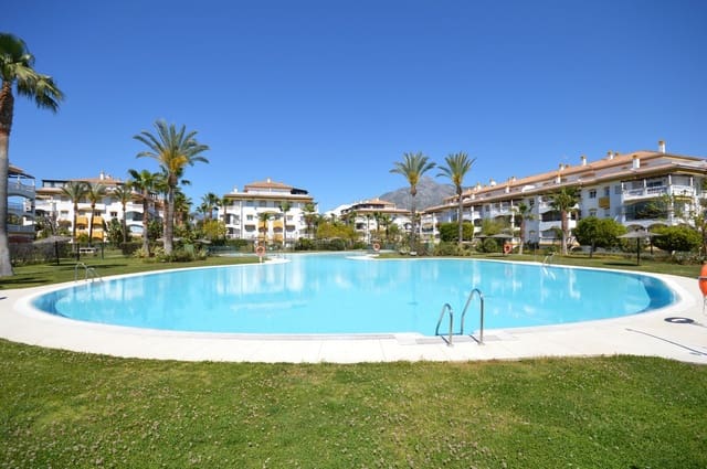 2 camera da letto Appartamento in vendita in Nueva Andalucia, Marbella - 370.000 € (Rif: 9952176)