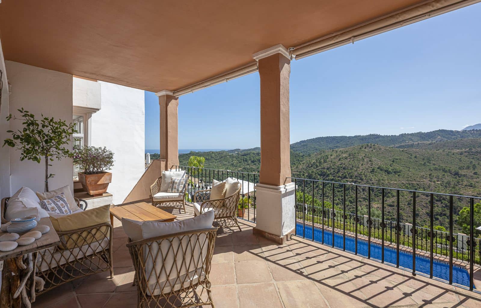 4 chambre Villa/Maison à vendre à Benahavis - 1 350 000 € (Ref: 9952177)