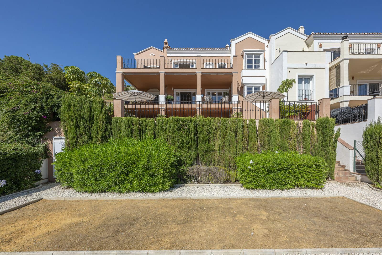 4 chambre Villa/Maison à vendre à Benahavis - 1 350 000 € (Ref: 9952177)