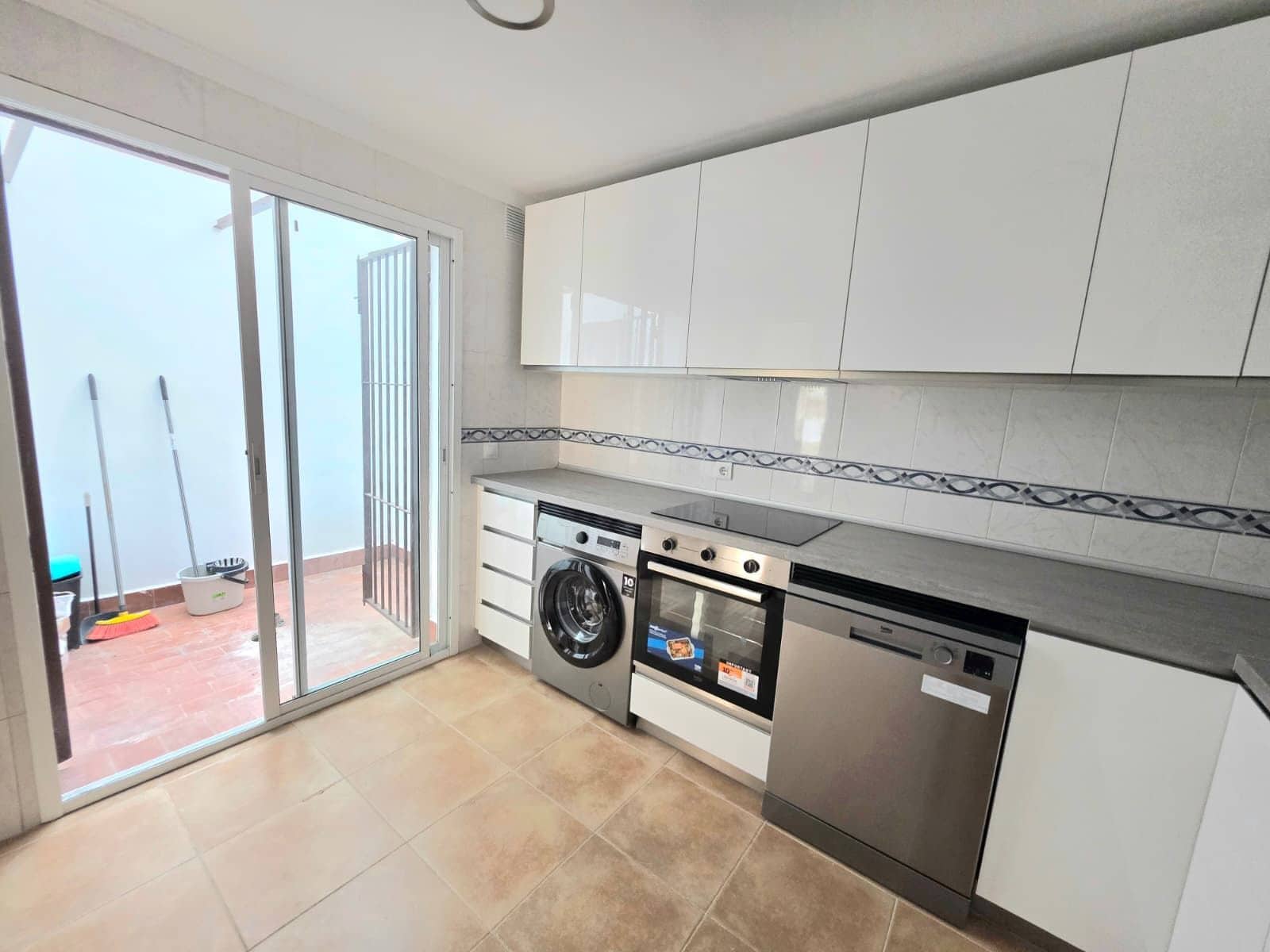 3 quarto Casa em Banda para venda em Manilva - 269 000 € (Ref: 9952178)