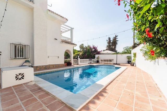 3 soveværelse Villa til salg i Calahonda, Mijas - € 1.150.000 (Ref: 9952184)