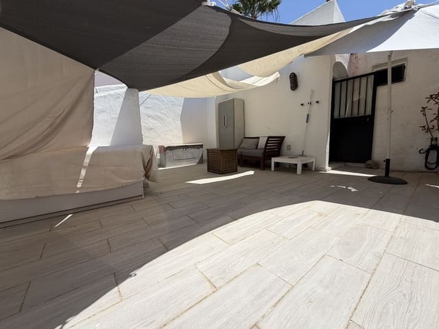 4 quarto Casa em Banda para venda em Málaga cidade - 550 000 € (Ref: 9952185)
