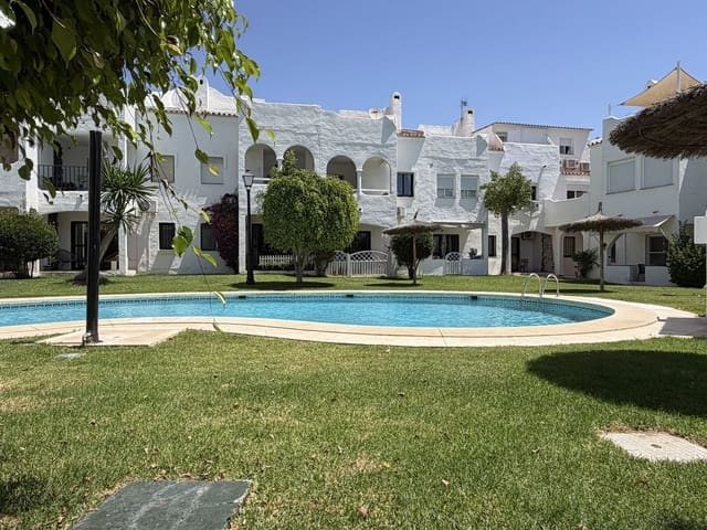 4 quarto Casa em Banda para venda em Málaga cidade - 550 000 € (Ref: 9952185)
