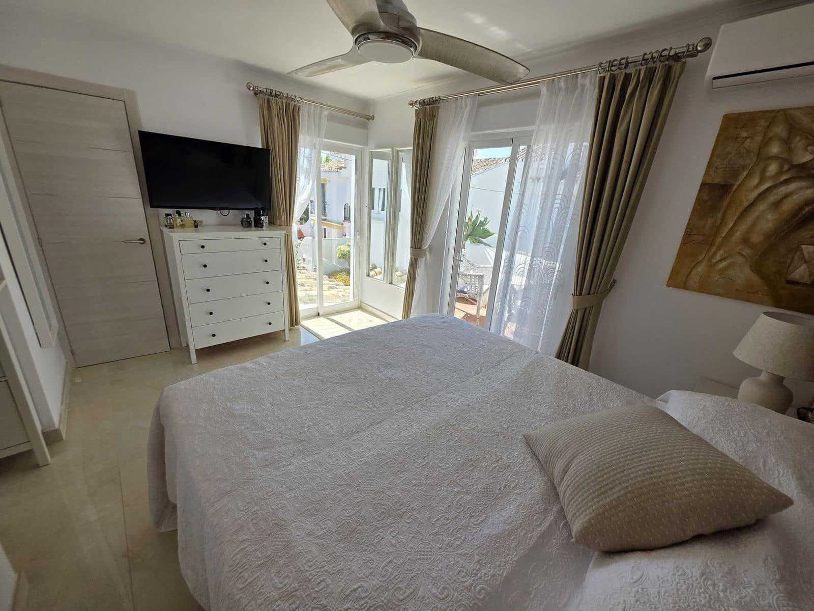Casa de 3 habitaciones en La Cala de Mijas en venta - 925.000 € (Ref: 9952190)