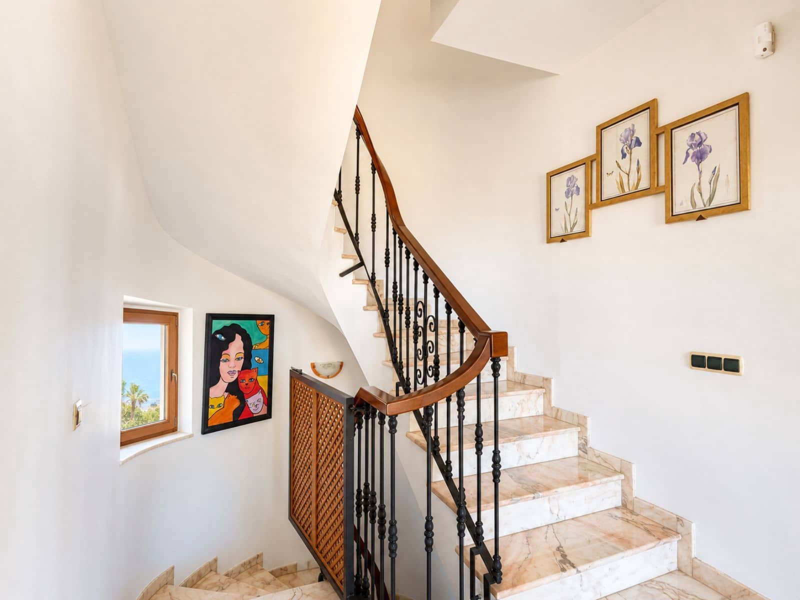 7 soveværelse Semi-Rækkehus til salg i Marbella - € 1.695.000 (Ref: 9952193)