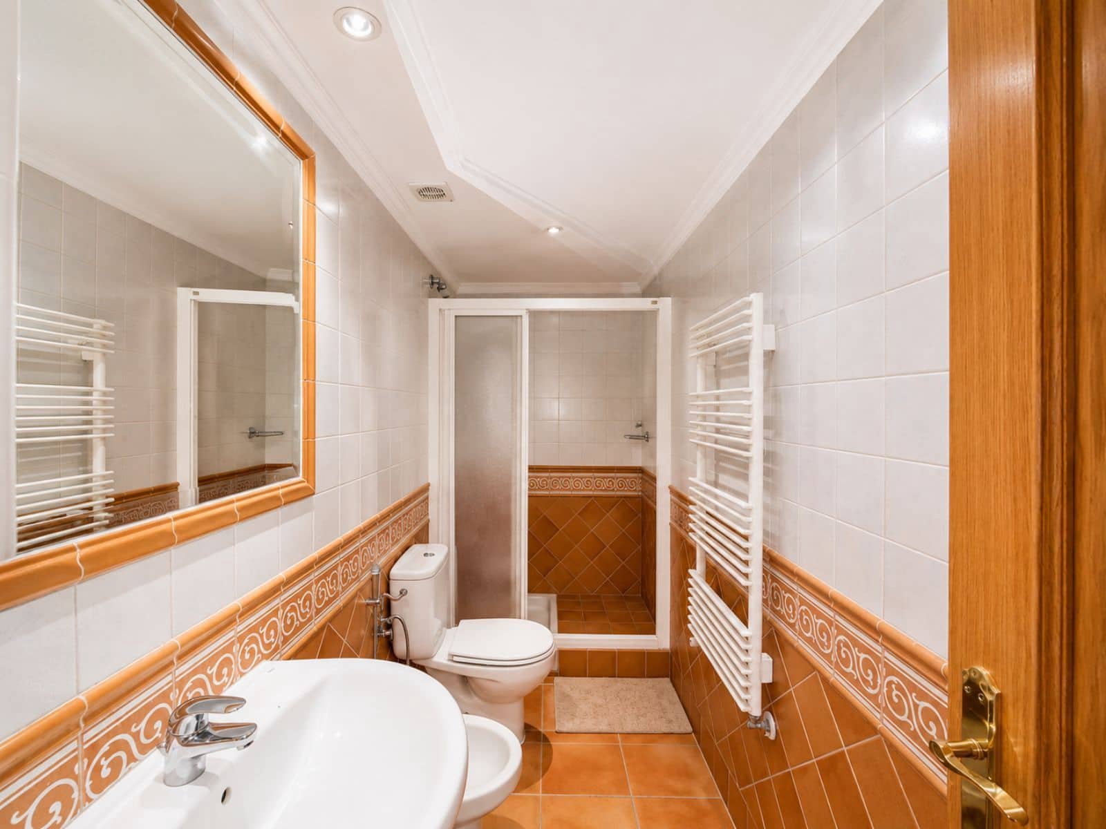 7 soveværelse Semi-Rækkehus til salg i Marbella - € 1.695.000 (Ref: 9952193)