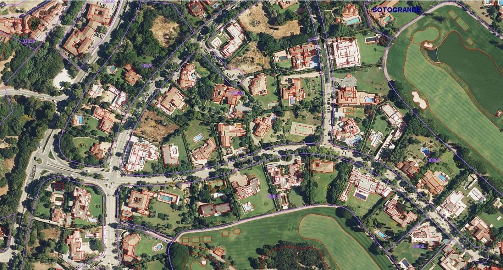 Terreno Non Edificato in vendita in Sotogrande - 2.100.000 € (Rif: 9952195)