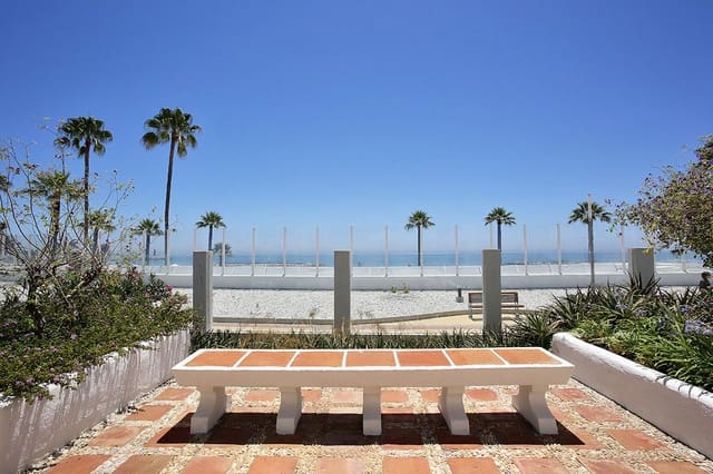 2 quarto Apartamento para venda em Puerto Banus, Marbella - 725 000 € (Ref: 9952197)