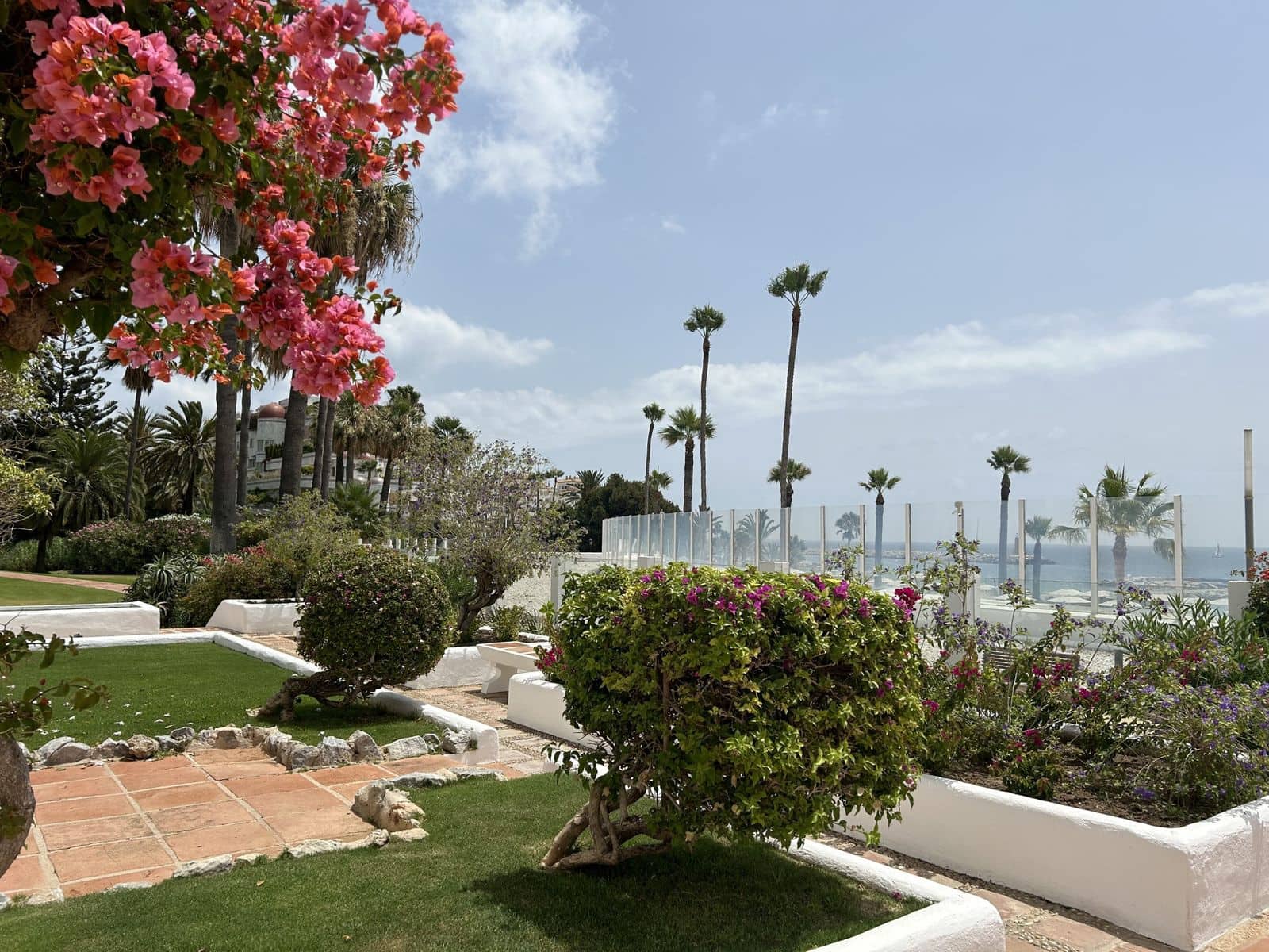 2 quarto Apartamento para venda em Puerto Banus - 725 000 € (Ref: 9952197)