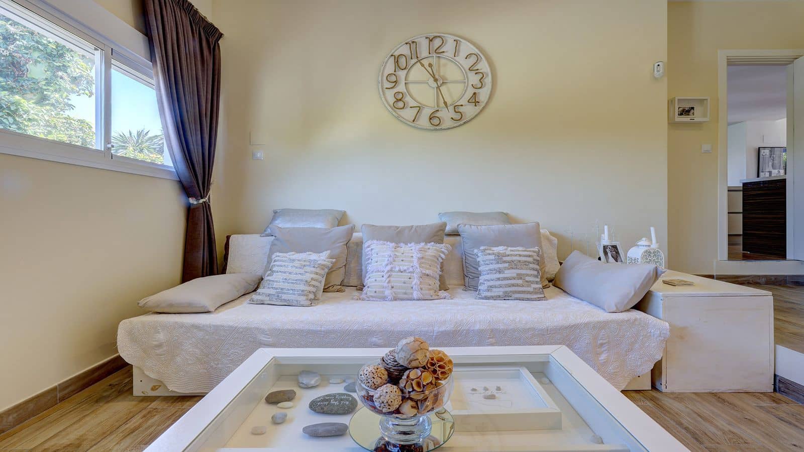 4 quarto Moradia para venda em La Duquesa / Puerto de la Duquesa - 650 000 € (Ref: 9952198)