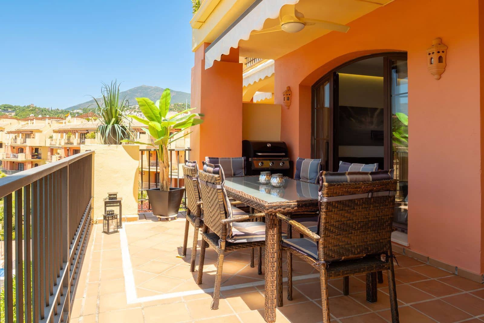 3 slaapkamer Appartement te koop in Los Arqueros - € 495.000 (Ref: 9952205)
