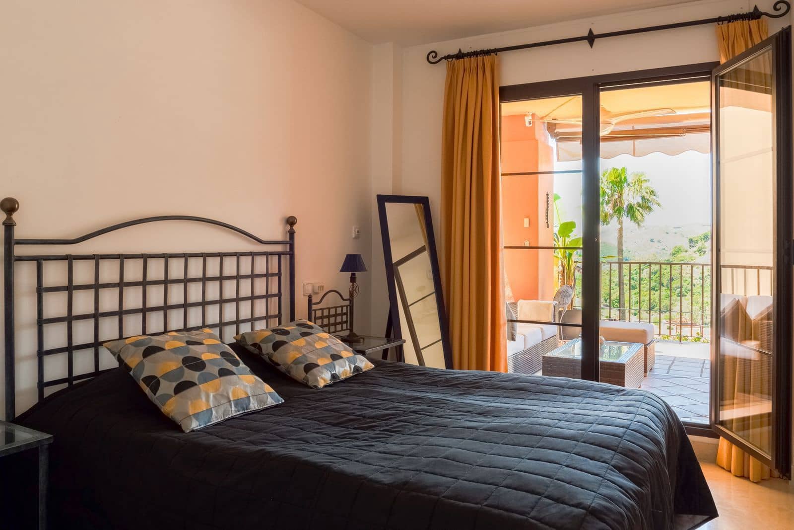 3 slaapkamer Appartement te koop in Los Arqueros - € 495.000 (Ref: 9952205)