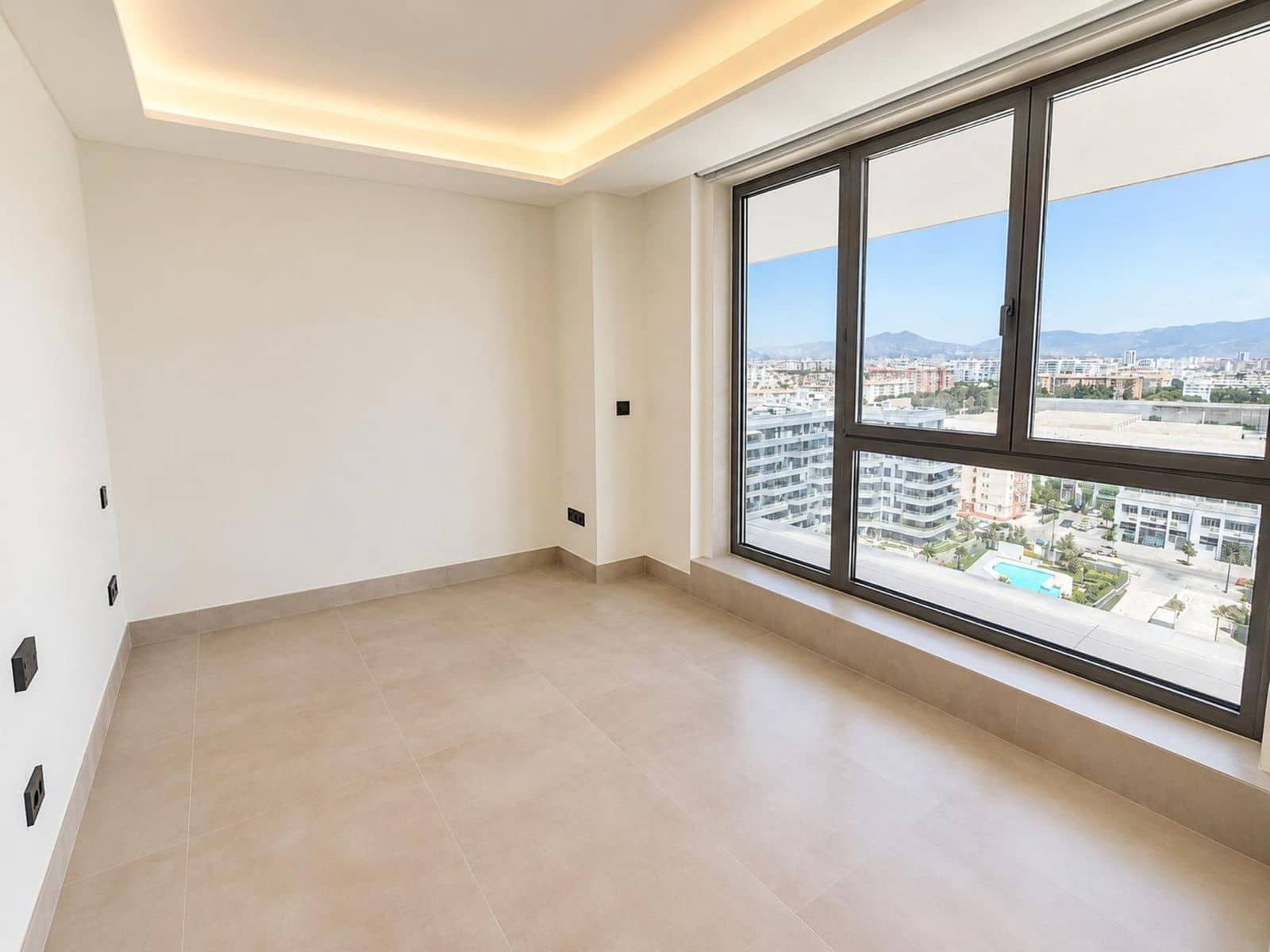 4 sovrum Lägenhet till salu i Malaga stad - 2 330 000 € (Ref: 9952206)