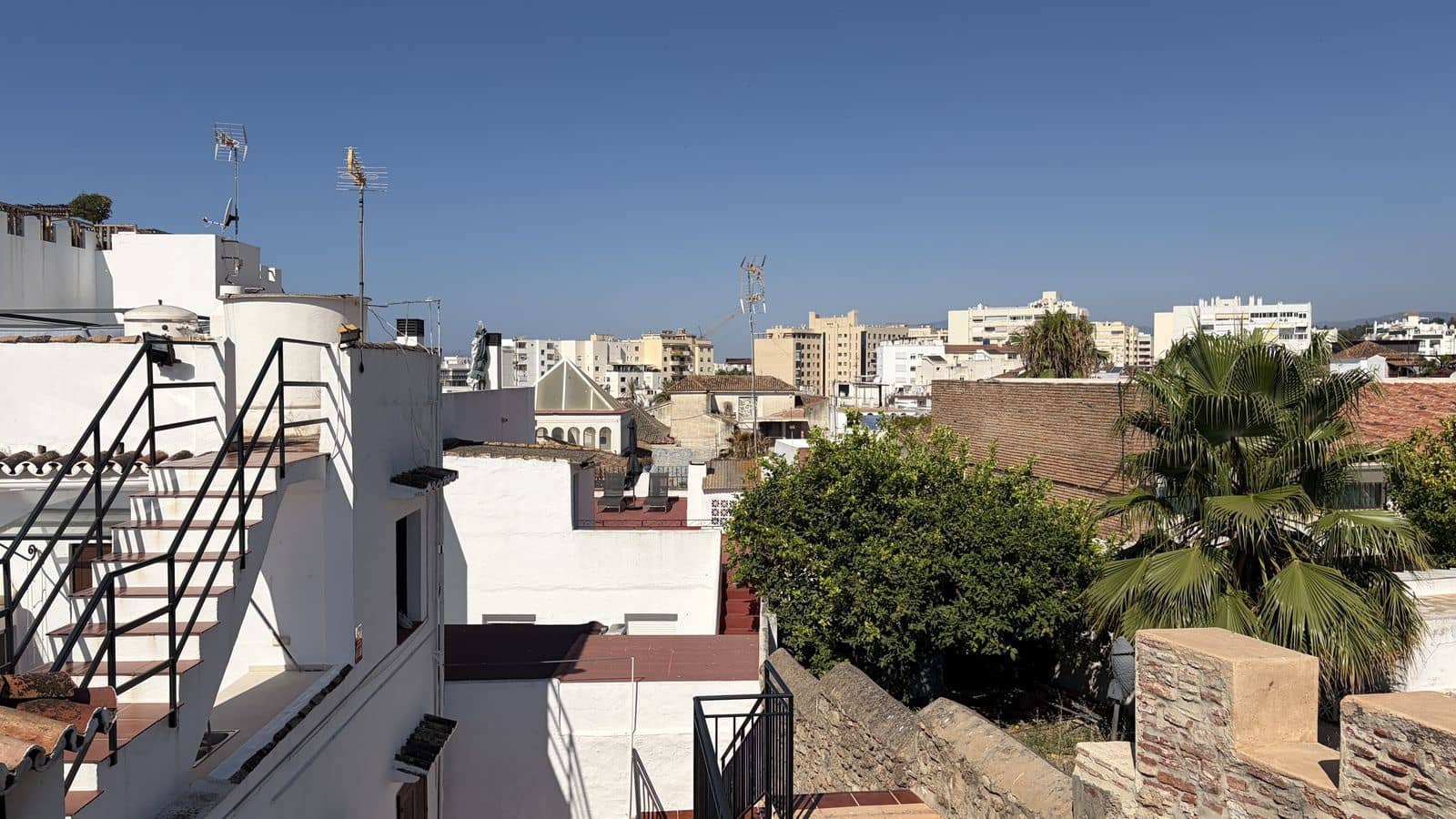 7 soverom Hus til salgs i Marbella - € 955 000 (Ref: 9952210)