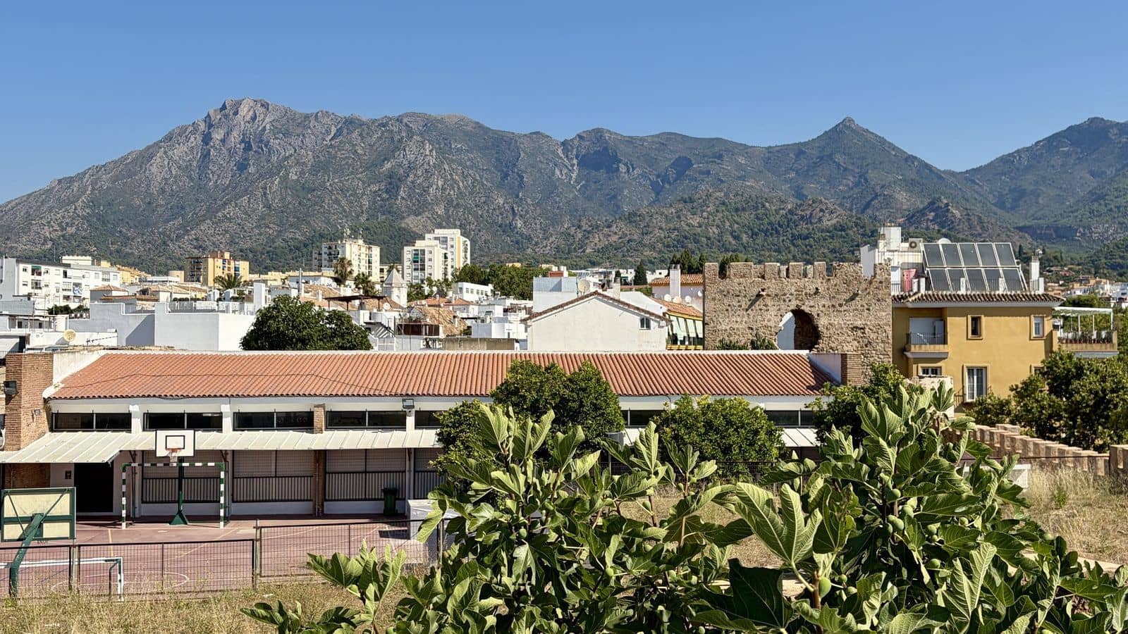 7 soverom Hus til salgs i Marbella - € 955 000 (Ref: 9952210)