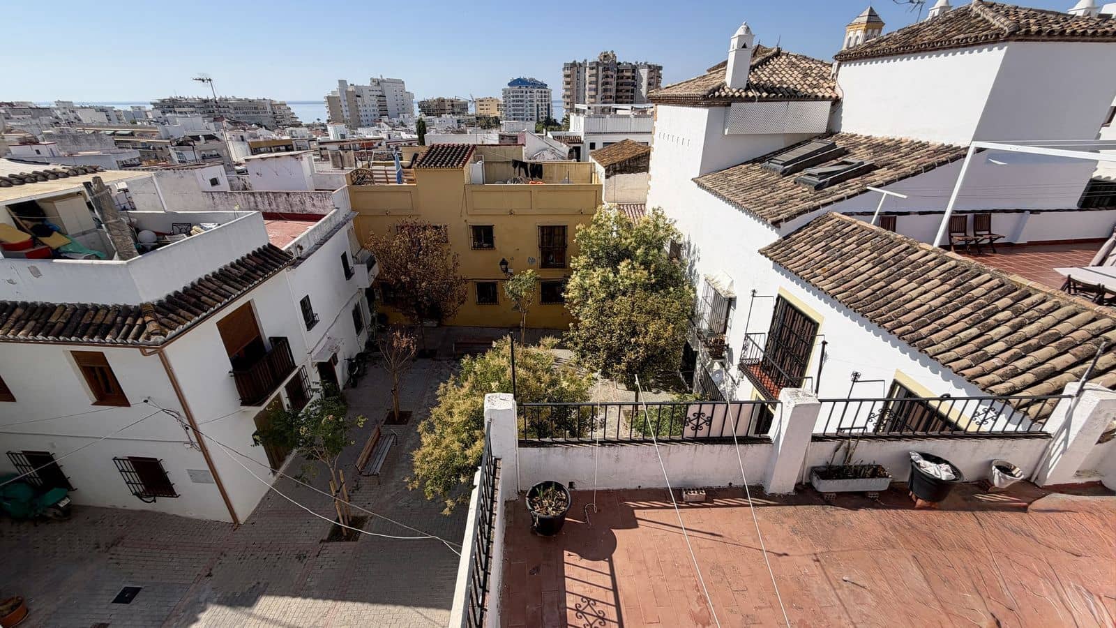 7 soverom Hus til salgs i Marbella - € 955 000 (Ref: 9952210)