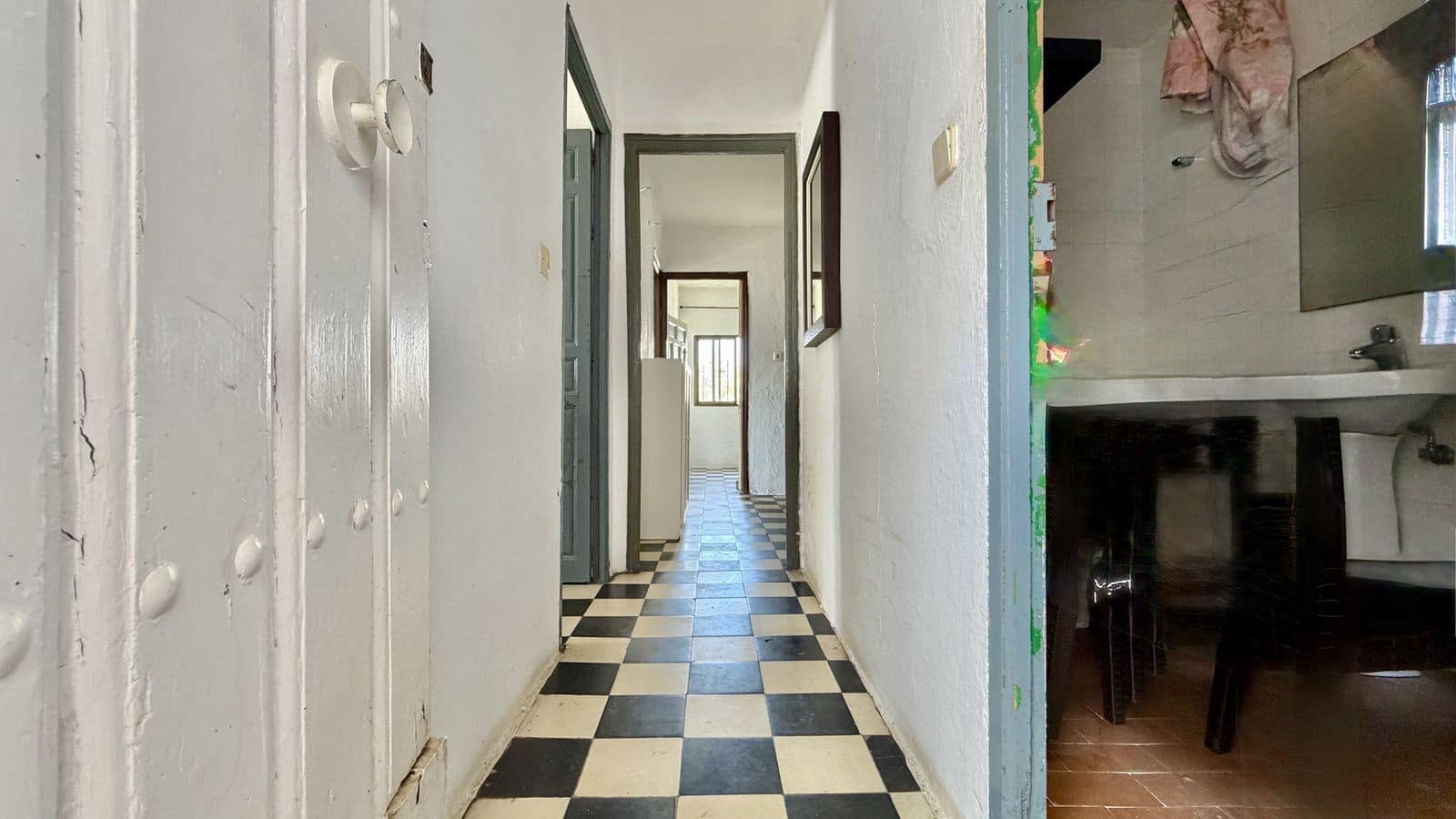 7 soverom Hus til salgs i Marbella - € 955 000 (Ref: 9952210)