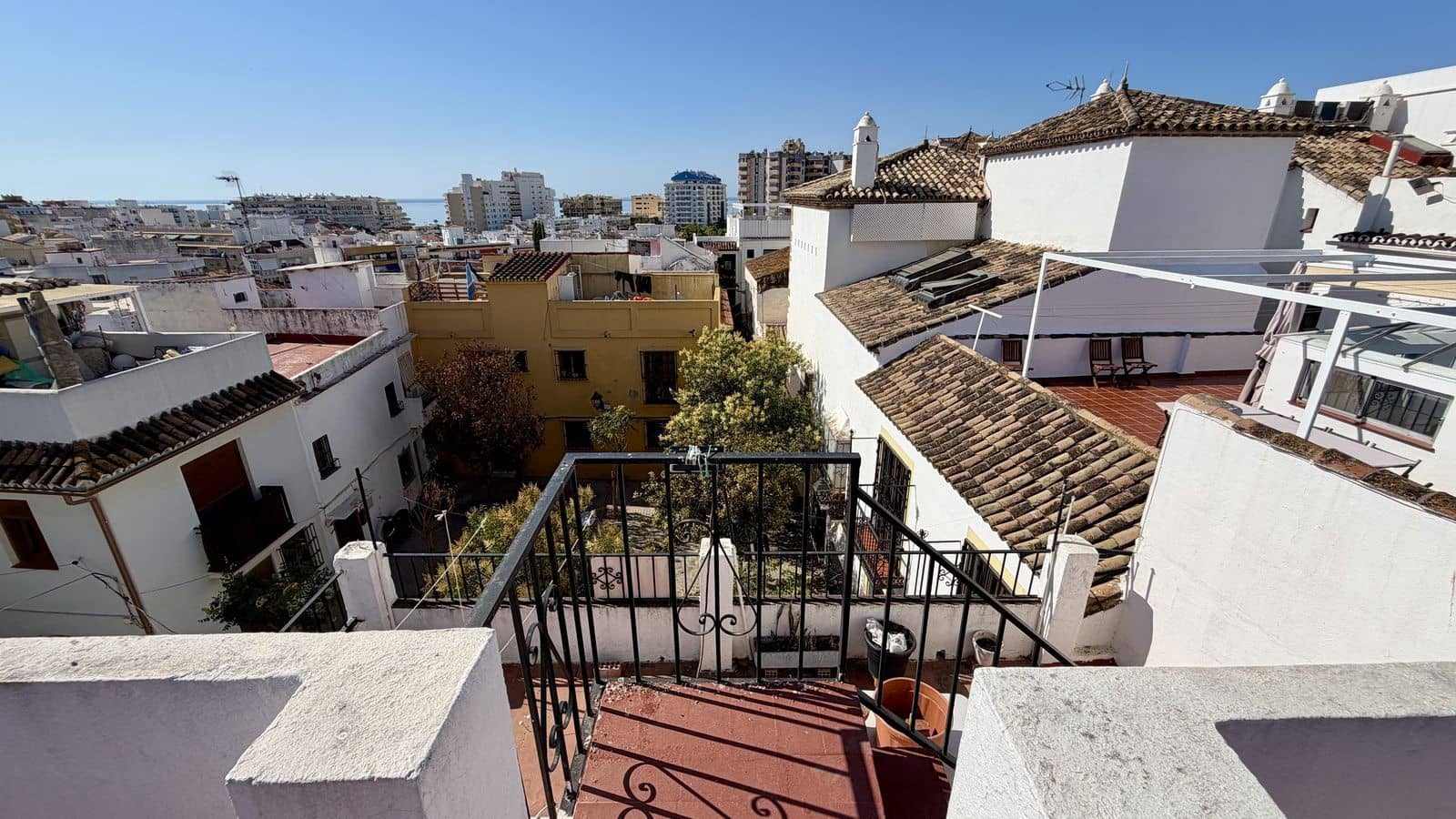 7 soverom Hus til salgs i Marbella - € 955 000 (Ref: 9952210)