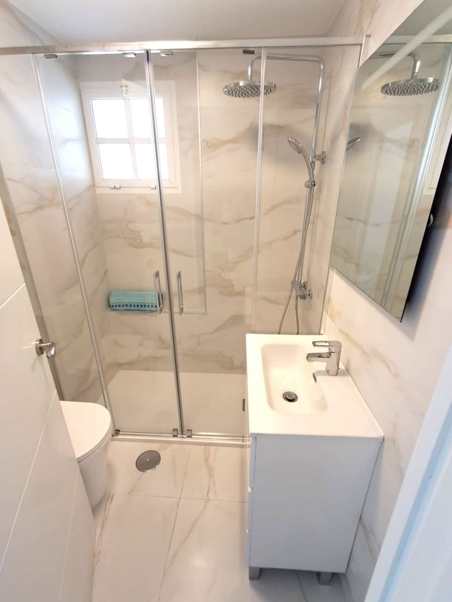 2 soveværelse Lejlighed til salg i Benalmadena Costa - € 365.000 (Ref: 9952211)