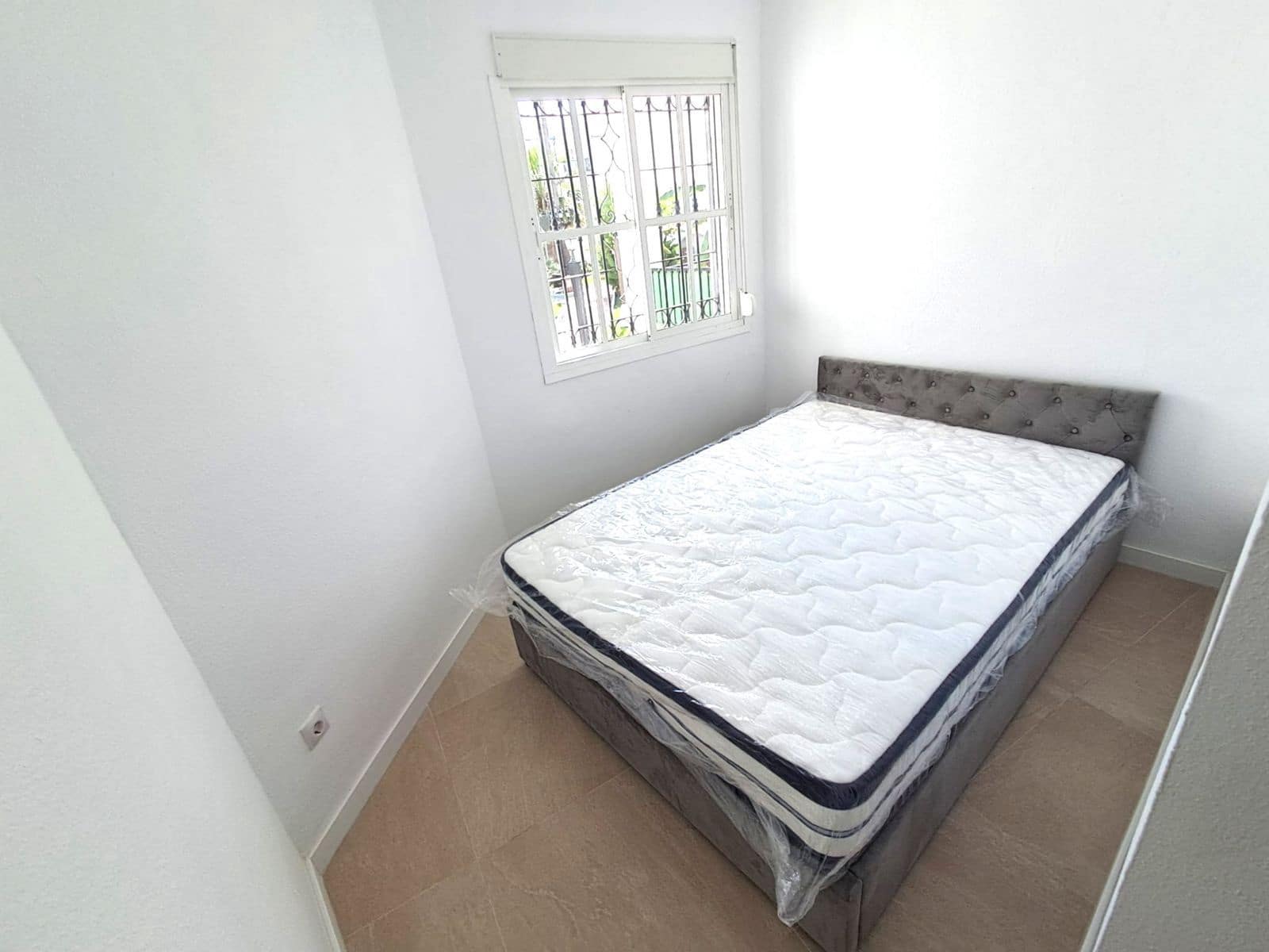2 soveværelse Lejlighed til salg i Benalmadena Costa - € 365.000 (Ref: 9952211)