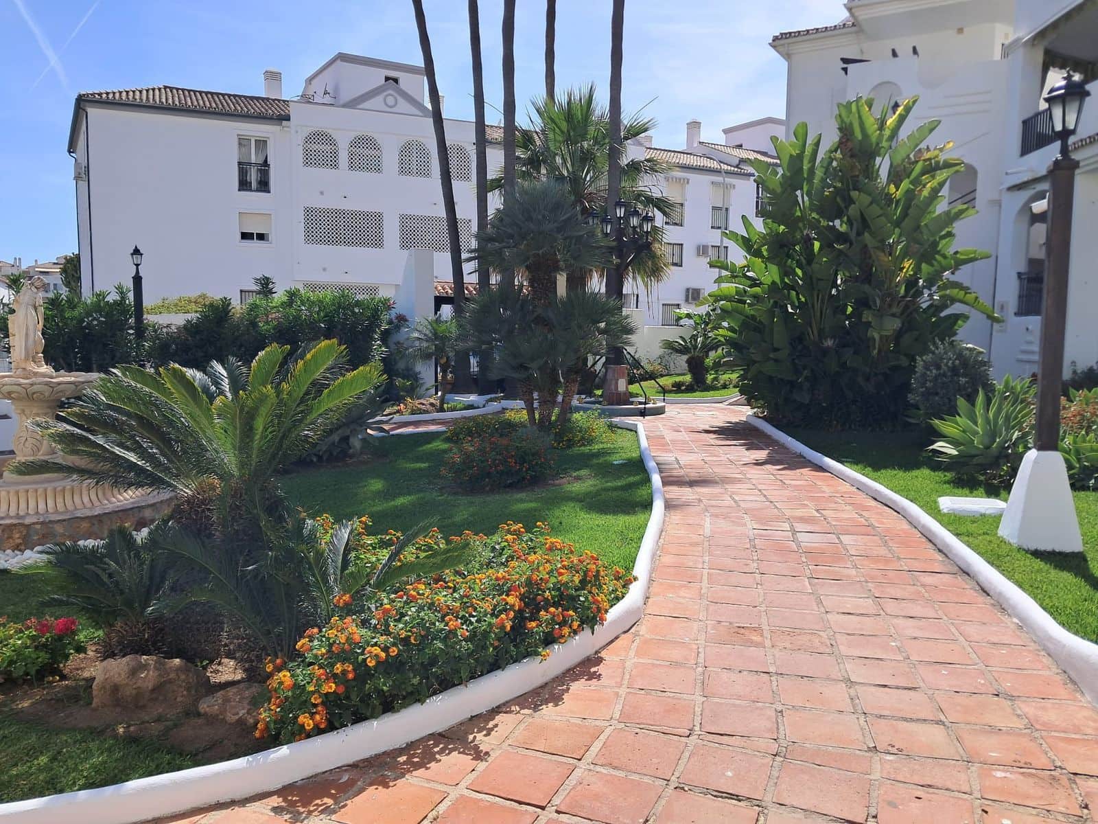 2 soveværelse Lejlighed til salg i Benalmadena Costa - € 365.000 (Ref: 9952211)