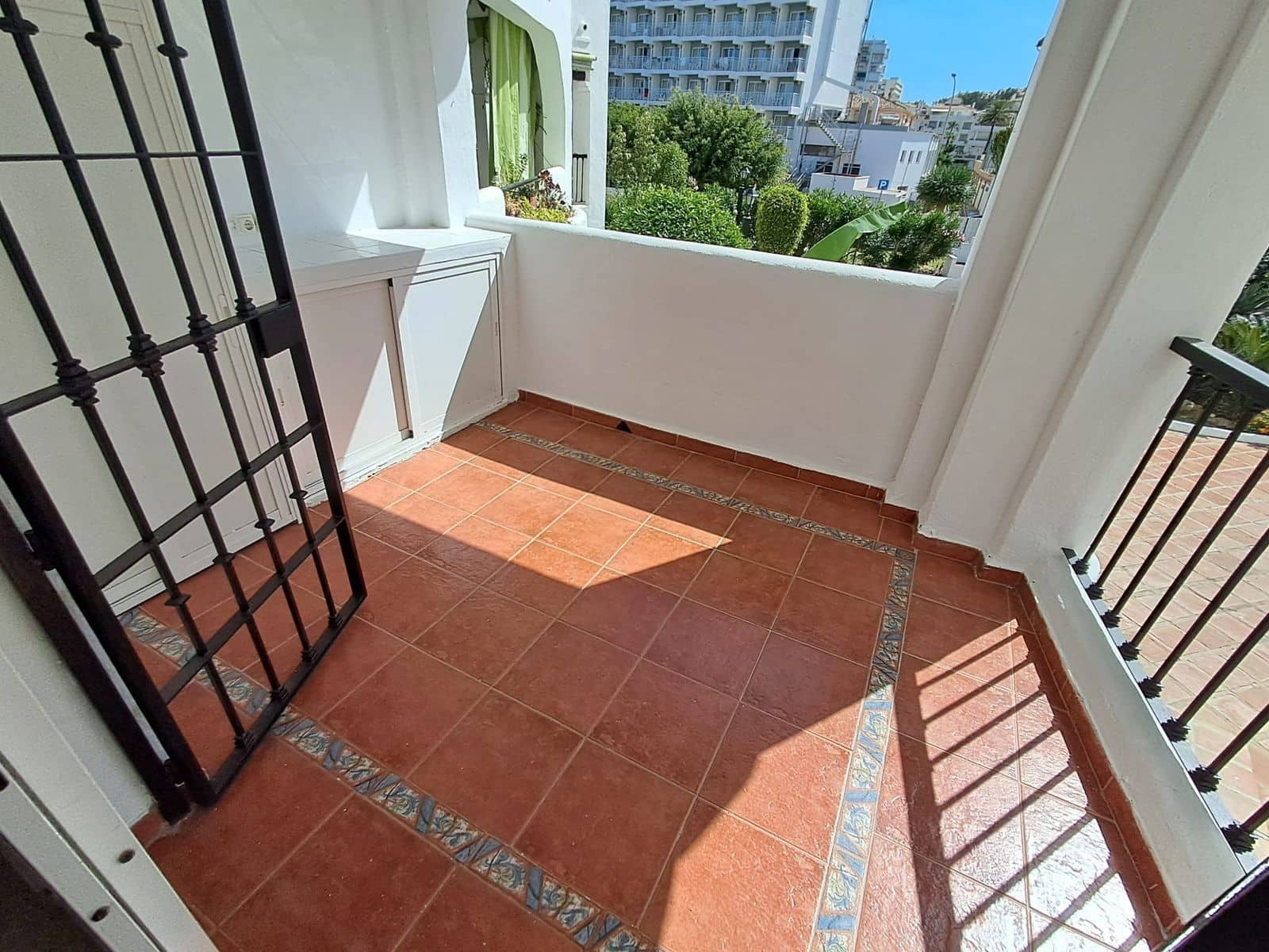2 soveværelse Lejlighed til salg i Benalmadena Costa - € 365.000 (Ref: 9952211)