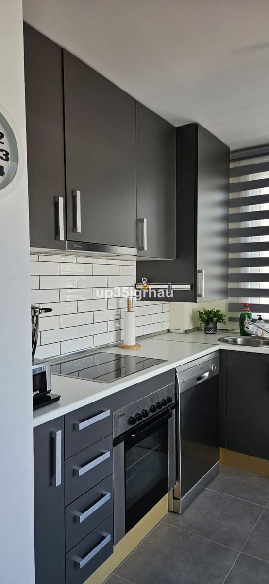 2 sypialnia Apartament na sprzedaż w Estepona - 298 000 € (Ref: 9952212)